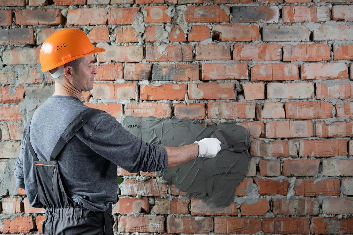 What Do Bricklayer Experts Do?